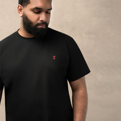 تي شيرت OPT الكلاسيكي باللون الأسود