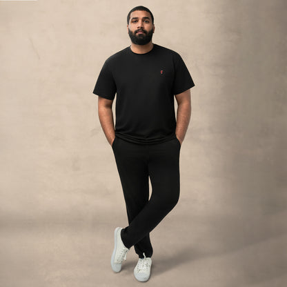 تي شيرت OPT الكلاسيكي باللون الأسود