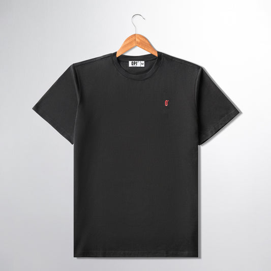 تي شيرت OPT الكلاسيكي باللون الأسود